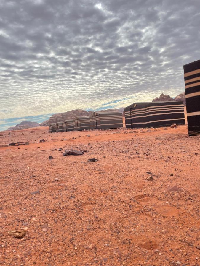 Sand And Stone Camp - Wadi Rum Desert Exterior photo